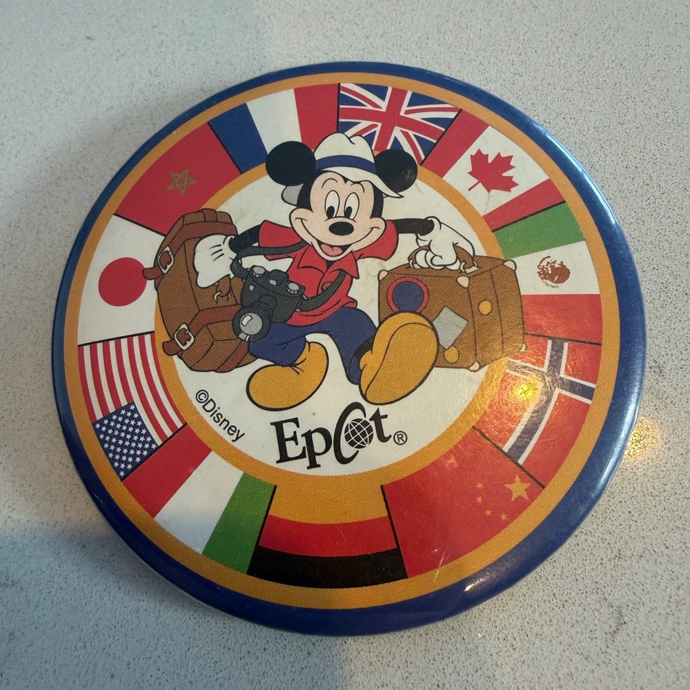 Vintage Disney Epcot World Showcase Mickey Mouse Travel Button / Pin